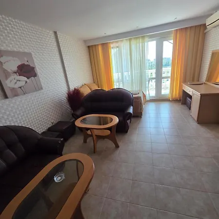 Apartman Miramar Palace Napospart